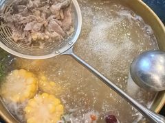 -潮汕三宝鲜牛肉火锅