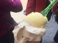 -Gelateria Dondoli