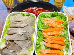 -签多多串串香火锅