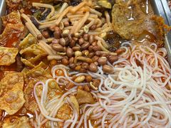 -在巷子里的烤肉店·螺蛳粉烤鱼·牛蛙(和美城店)
