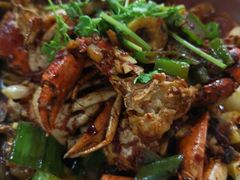 -凤凰路何眼镜香辣蟹(花果园店)