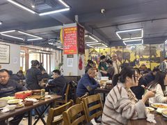-民间瓦缸煨汤館(嵩山路店)