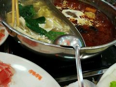 -呷哺呷哺(万达新世界店)