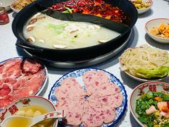 -蛙鱼潭美蛙鱼头火锅(解放碑瑞富广场店)