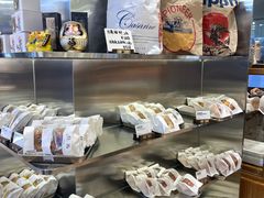 零售区-檗谷·面包·咖啡·轻食(华贸天地店)