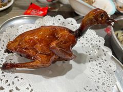 红烧乳鸽-石岐乳鸽村(南海第三分店)