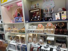 -泡泡玛特POPMART(凯德大峡谷店)