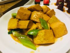 闫府第一福-闫府私房菜·百年鲁菜(恒隆店)