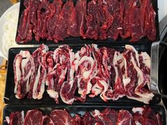 -三头牛·潮汕牛肉生蚝火锅 (夏湾店)