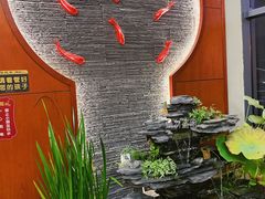 -乡土黄·鲜牛肉火锅·小龙虾(兴业街店)