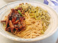 -梅溪·小伙子干挑面(安吉总店)