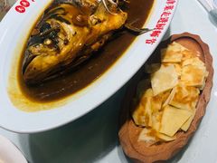 鱼头泡饼-沽上民肴·海鲜锅贴·天津菜(福州道鸿正家园店)