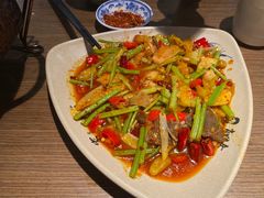 -肖四女乐山跷脚牛肉(世博源店)