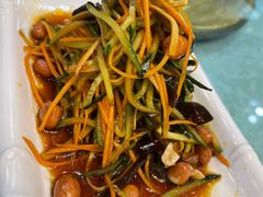 万缕千丝-六和聚传统烤鸭.天津菜(和平店)