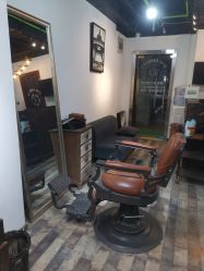 -纯剪男士理发馆·烫染专业店