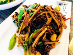 -自游人·美食一楼·地道徽菜(三十年名店)