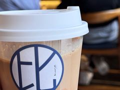 -Be Lived Cafe比例咖啡(摩天轮店)