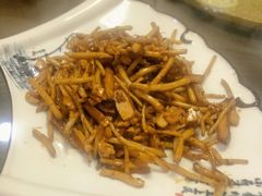 野芦蒿炒豆干-广迎居老正兴菜馆