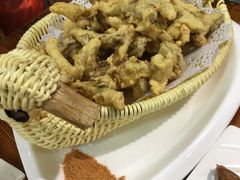 椒盐蘑菇-兄弟江湖东北老菜(三井街道店)