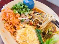 -方铲铲·成都板凳面(滨江银泰店)