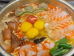 -小小集渔·泰式大排档(太古里香槟店)