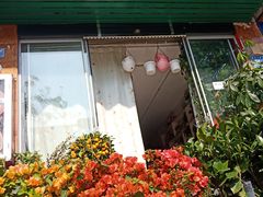 -爱尚鲜花店(粤通综合楼店)