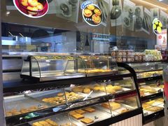 面包甜点陈列柜-Caidie Bakery采蝶轩(大兴店)