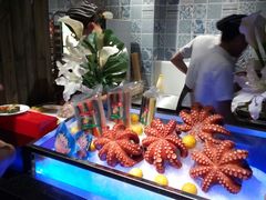 -领鲜活海鲜榴莲自助火锅(东门店)