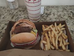 -In-N-Out Burger(LAX)