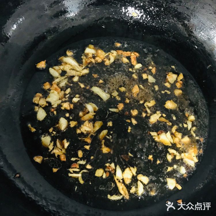 减肥又健胃肠的蒜蓉秋葵，一口停不下来！