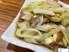 -怡妮新疆风味餐厅(东江湾路店)