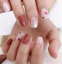 -雪奈传统美甲美睫