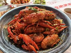 -肥肥虾庄·金牌油焖大虾(汉口城市广场店)