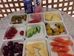 -涨巢·潮玩水疗局