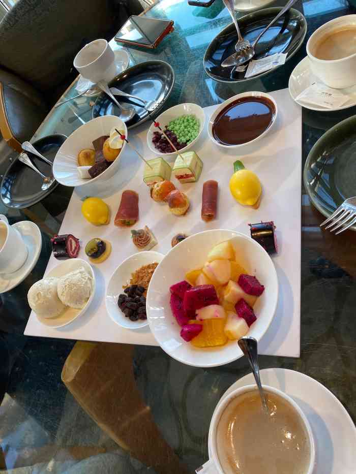 金茂君悦·九重天 cloud 9 tapas&bar-"被朋友推荐过好多次,可以俯瞰