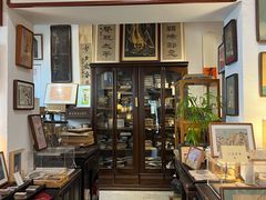 -邊城書店