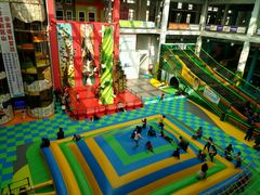 -蒙特利亲子乐园