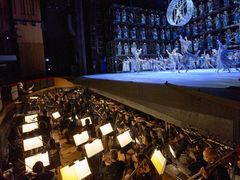 -交通银行前滩31演艺中心