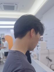 -首脑美发沙龙