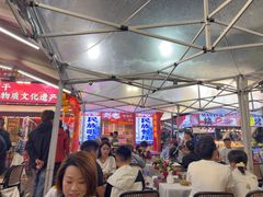 -刘姐啤酒鱼民族演艺餐厅(西街总店)