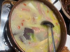 -新天明砂锅鱼头煲