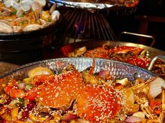 -何师烧烤Pro ·江湖川菜·小龙虾·精酿(太古里旗舰店)