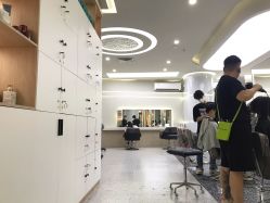 -苏豪路易士·嘉玛发廊