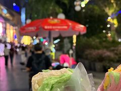 -詹爷爷乌节路街头冰淇淋