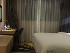 -麗枫酒店(深圳坪山高铁站龙东地铁站店)