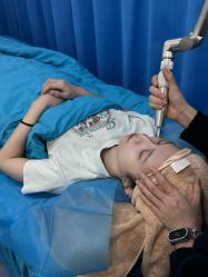 -广州健丽·去眼袋医疗美容机构