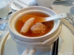 鱼翅双档汤，98元/位-上海小南国(国会店)