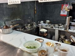 -刘二姐肥肠米粉(总店)