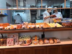 面包甜点陈列柜-巴黎贝甜(豪浦店)