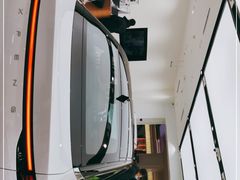 -小鹏汽车(北京龙湖长楹天街销售中心)